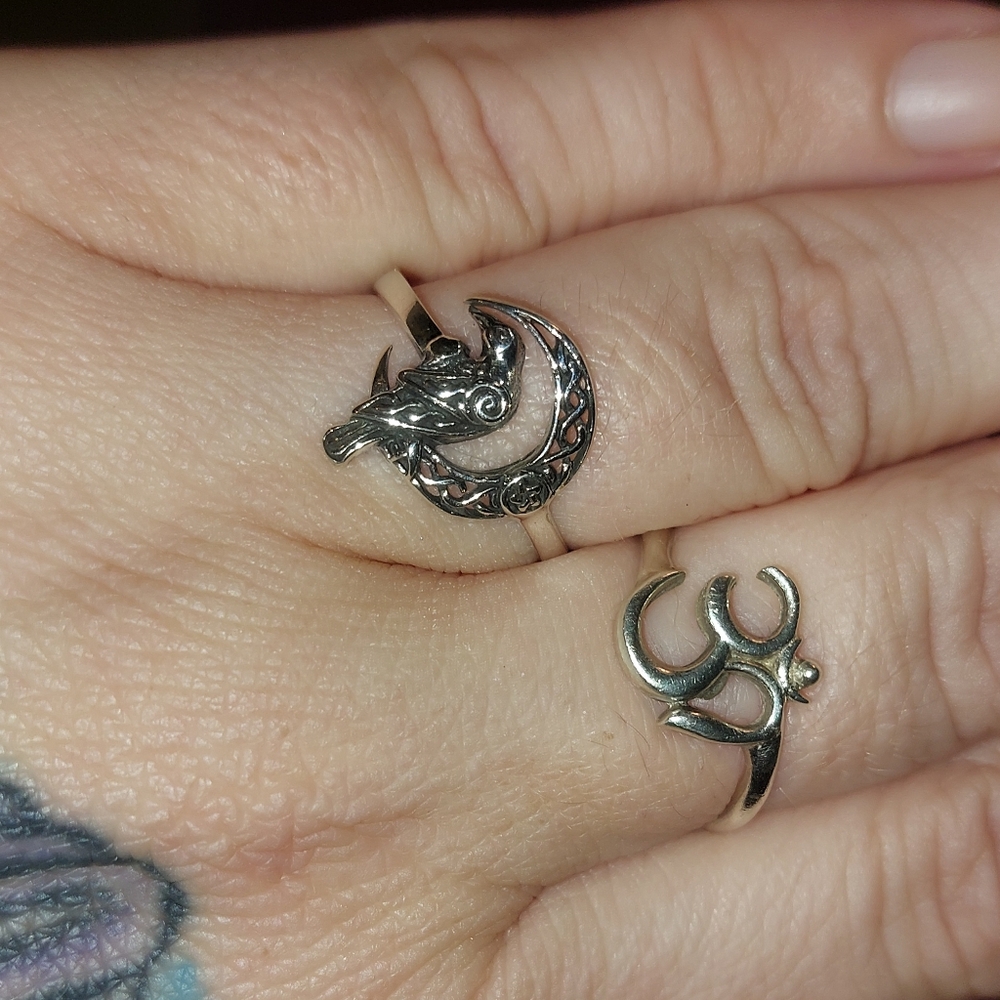 Sterling Silver Raven & Moon Celtic Style Ring - Picture 3 of 5